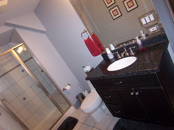 4th image of 5908 Whiting Dr