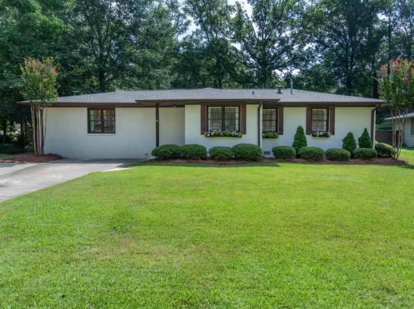 4005 Dolly Ridge Rd, Birmingham, AL 35243