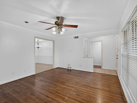 4th image of 2539 Highwood Dr