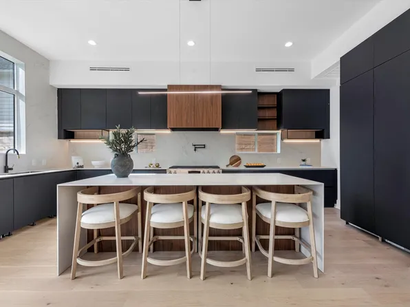 963 W 41st St, Houston, TX 77018