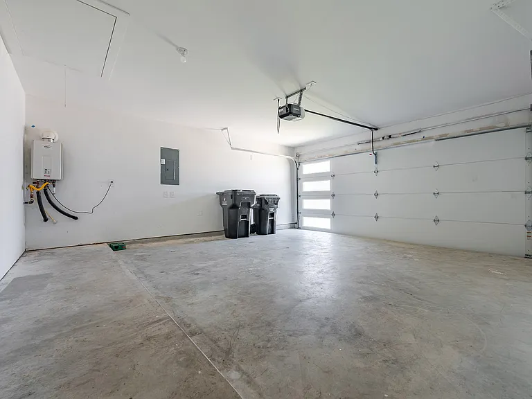 19003 Derrington Manor Ln — Photo 26