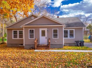 364 Ballston Rd, Schenectady, NY 12302