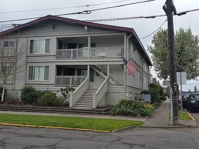 Town & Country Apartments