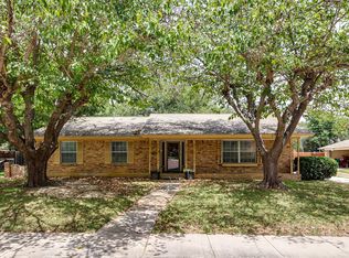 1202 Roman Rd, Grand Prairie, TX 75050