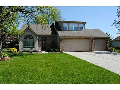 1040 E White Ash Ct photo 1