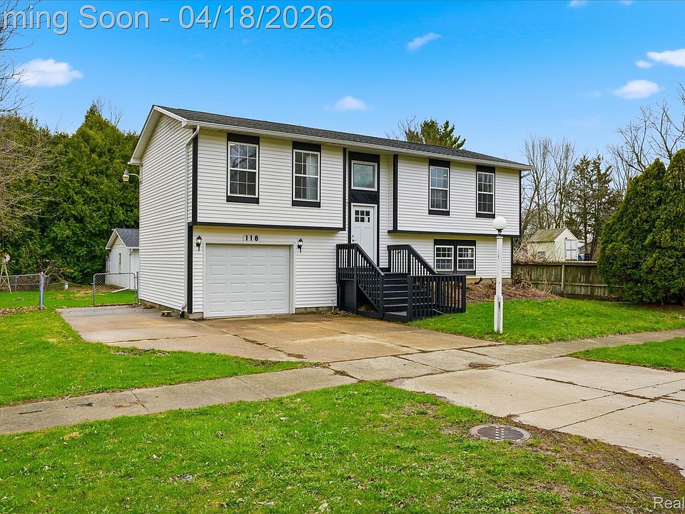 1st image of 118 Gale St