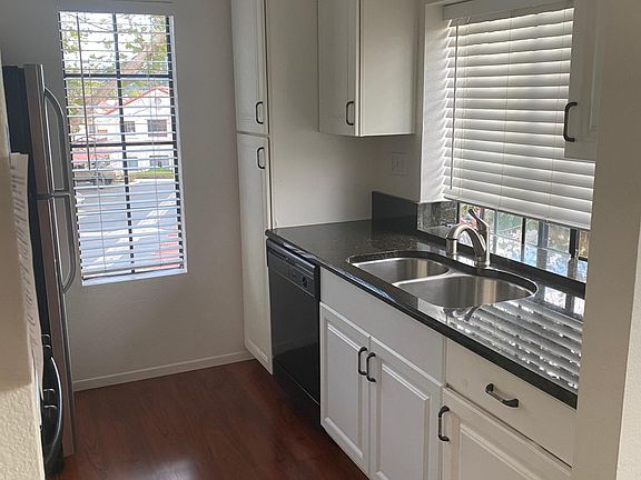 3rd image of 13259 Wimberly Sq Unit 256