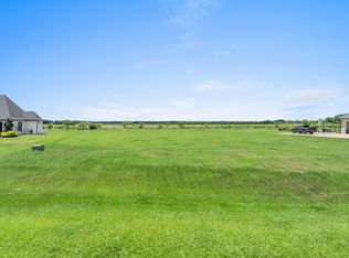 5686 Waterside Dr, Lake Charles, LA 70607