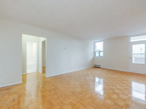 10 Huntley St, Toronto, ON