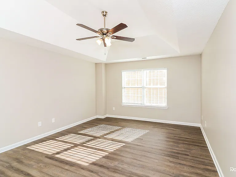 2903 Yukon Trl NW — Photo 10