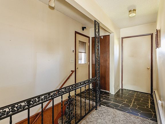 4th image of 13903 Grandpoint Dr