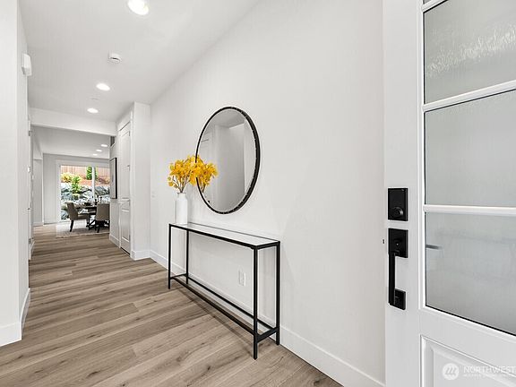 5th image of 19512 81st Place NE #4