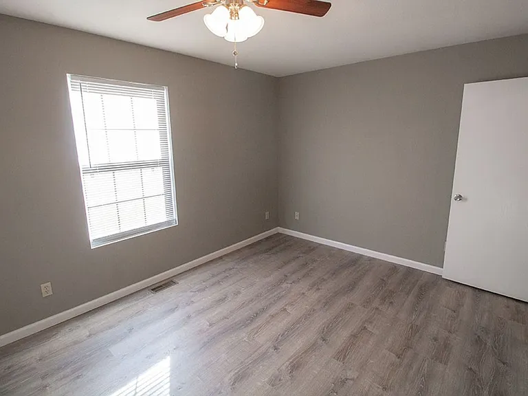 1518 Typhoon Ct — Photo 18