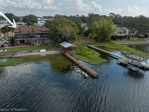 3rd image of 2601 Kenilworth Blvd