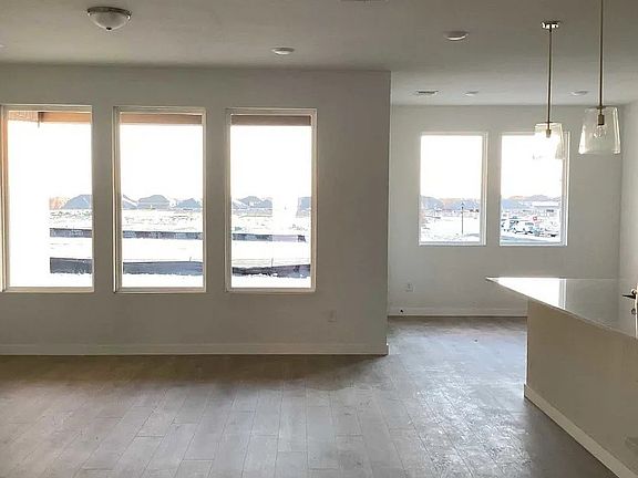 5th image of 4305 Crossvine Ln
