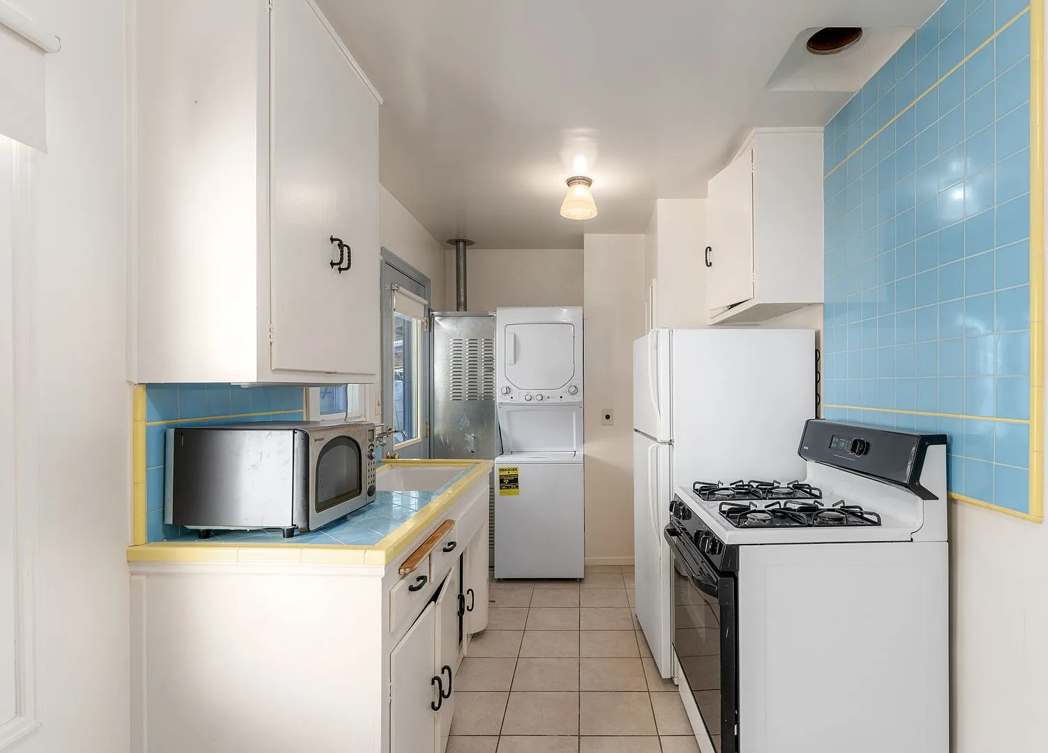530-532 W Ivy San Diego — Photo 4