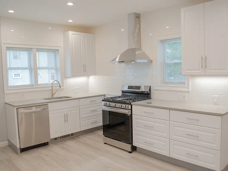 152 Saint James St #1 — Photo 13