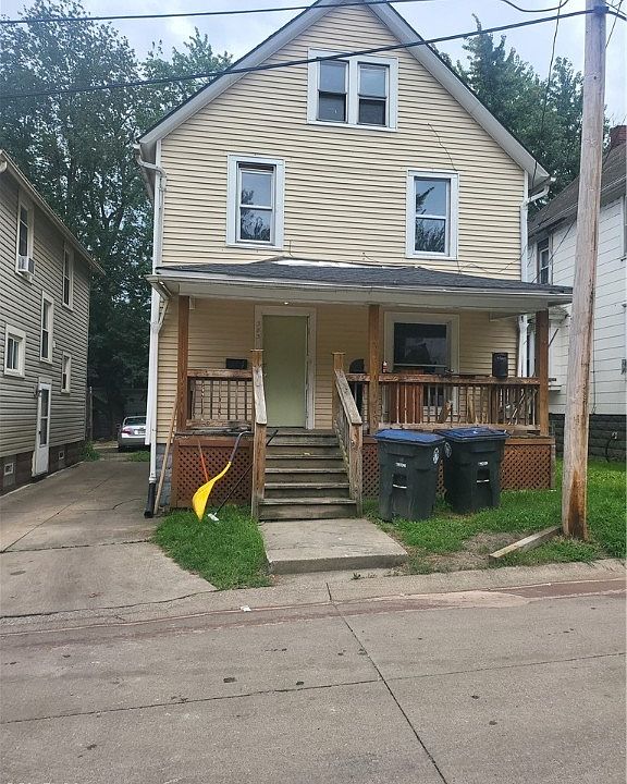1st image of 383 Gibbs Pl