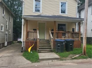 383 Gibbs Pl, Akron, OH 44306