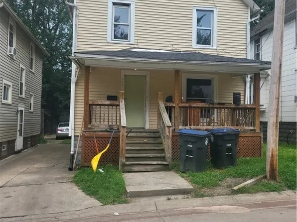 383 Gibbs Pl, Akron, OH 44306