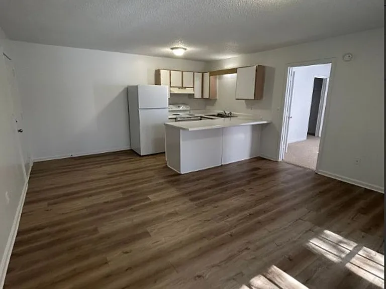 Arlington Apartments — Photo 85