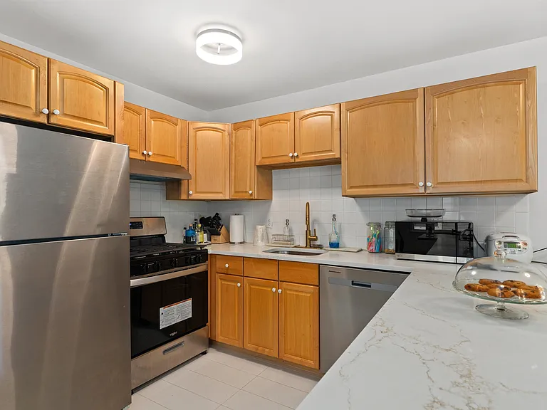 39B Hamilton Ave — Photo 11