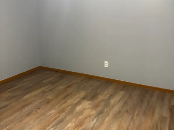 4731 Caprice Dr, Middletown, OH 45044