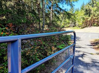 341 E Island Shores Rd, Shelton, WA 98584