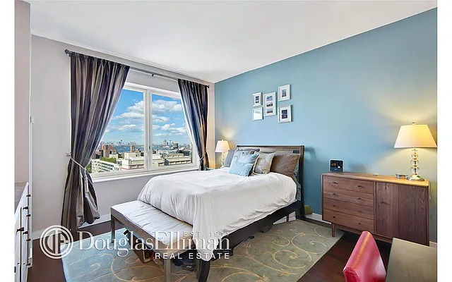 Sold by Douglas Elliman | media 14