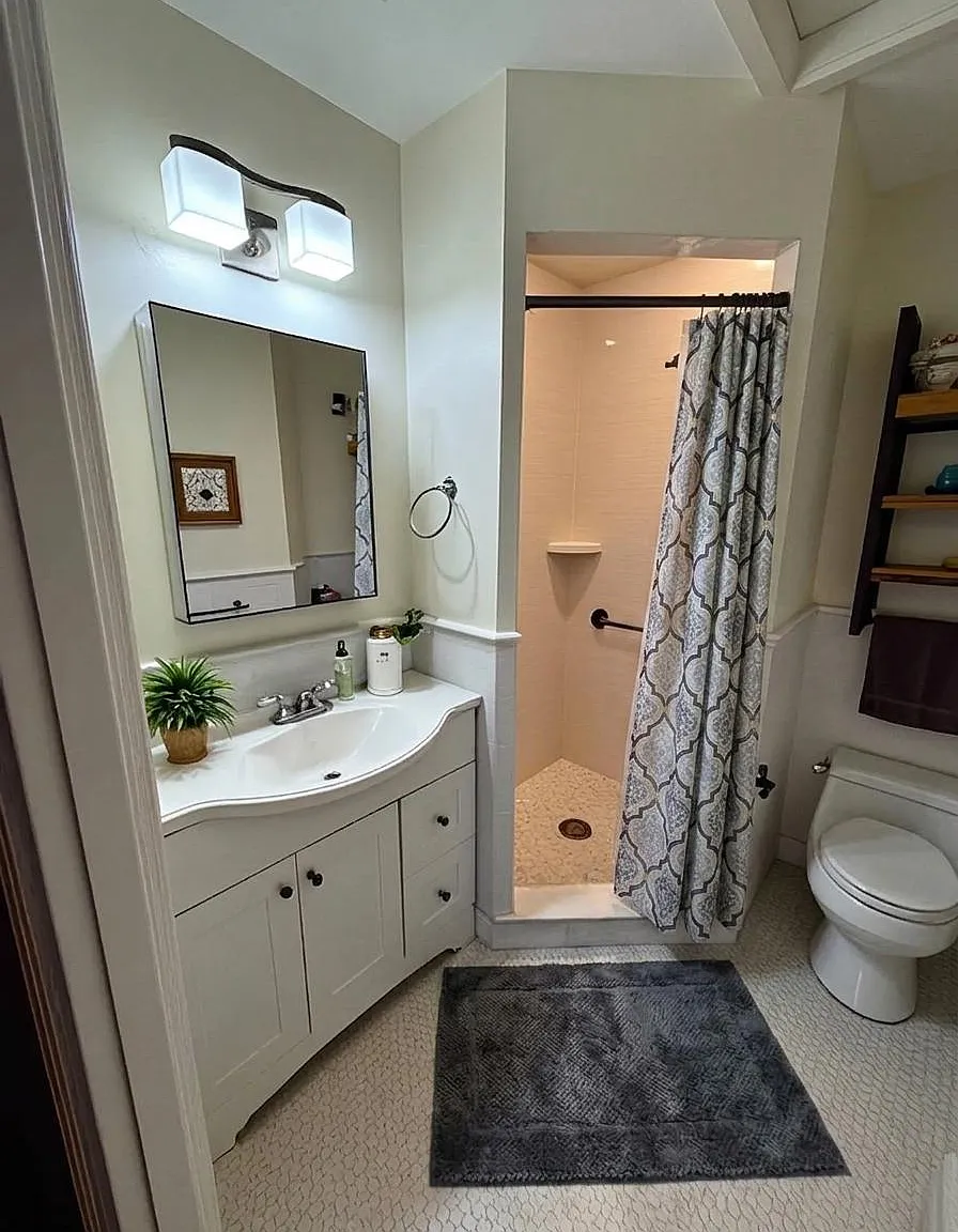 1 bed, 1.5 bath, 995 sqft, $4,650 — Photo 2