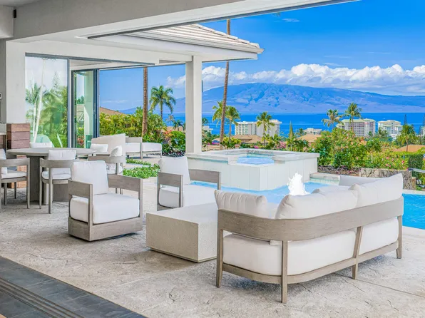 27 Kaulele Pl, Lahaina, HI 96761