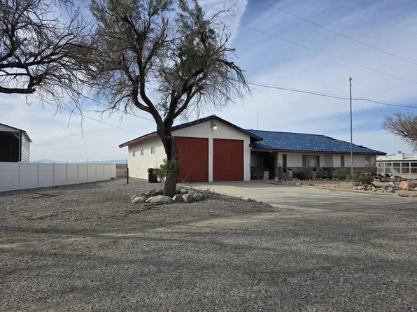 2351 Oahu Ln, Thermal, CA 92274