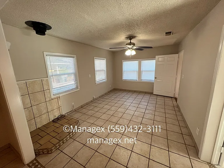 1011 3rd St — Photo 5