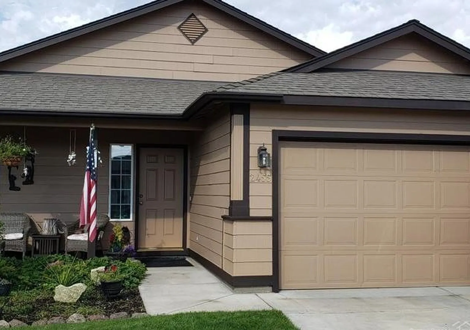 Check Out This Recently Updated Single-Family Home In North Redmond! — Photo 4