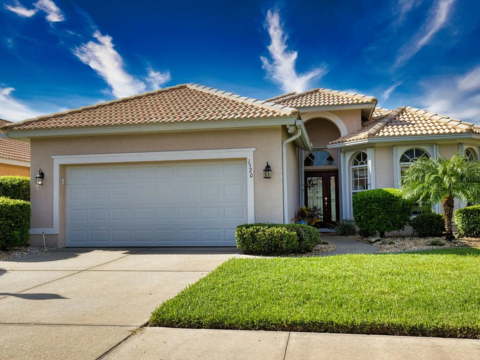 1520 San Ysidro Way