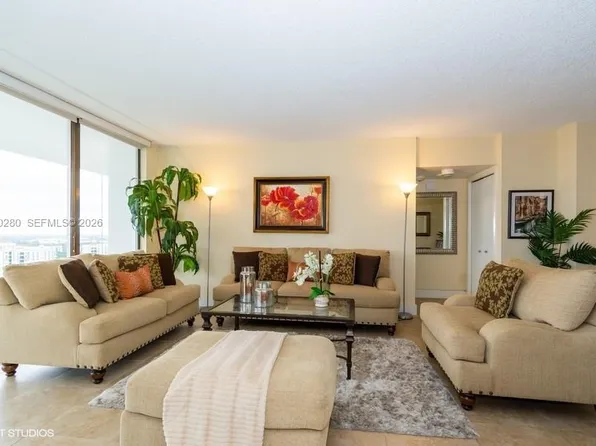 19707 Turnberry Way APT 23C, Aventura, FL 33180