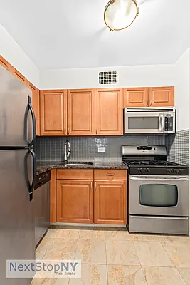 Sold by NextStopNY | media 2