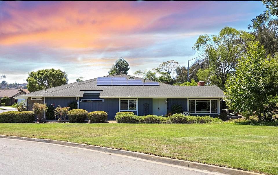 1st image of 1302 El Corral Ln