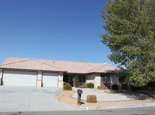16238 Lago Vista Ln, Apple Valley, CA 92307