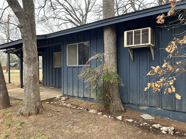 25 Golden Park Rd, Pottsboro, TX 75076