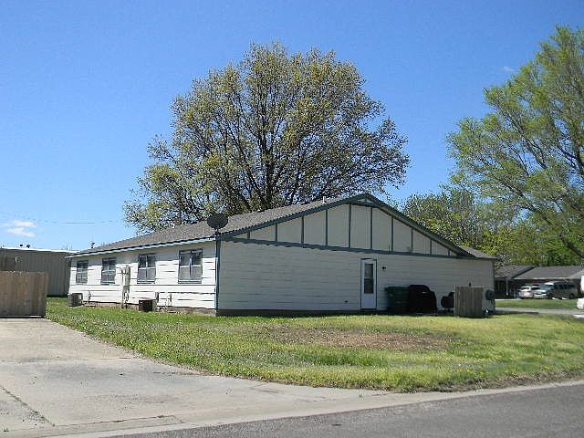 2nd image of 3 N Ridge Way Rd #4-B