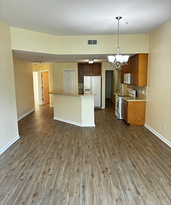 9370 Scaup Way #308