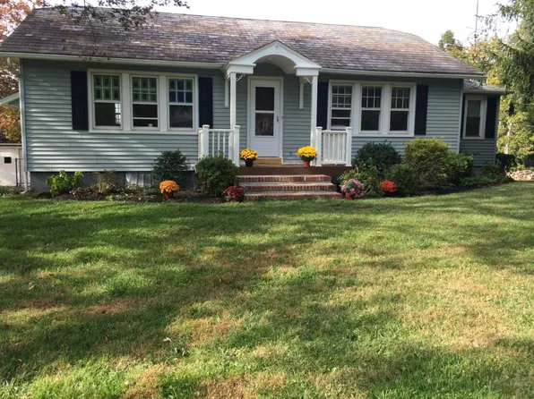 137 Rick Rd, Milford, NJ 08848