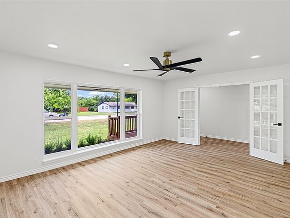 5th image of 5208 Stonewall St