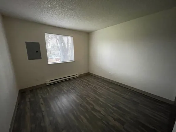 Kona Gardens - 393, 13030 SE Rusk Rd, Portland, OR 97222