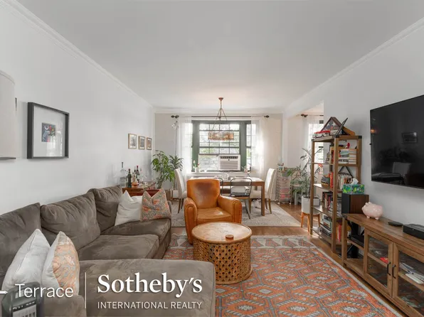 94-11 69th Avenue image 4 of 17