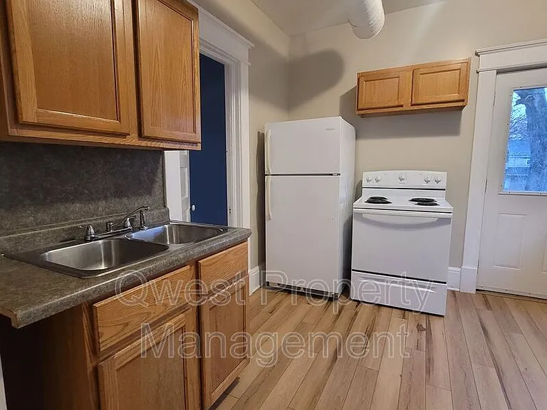 46 National Ave SW — Photo 4