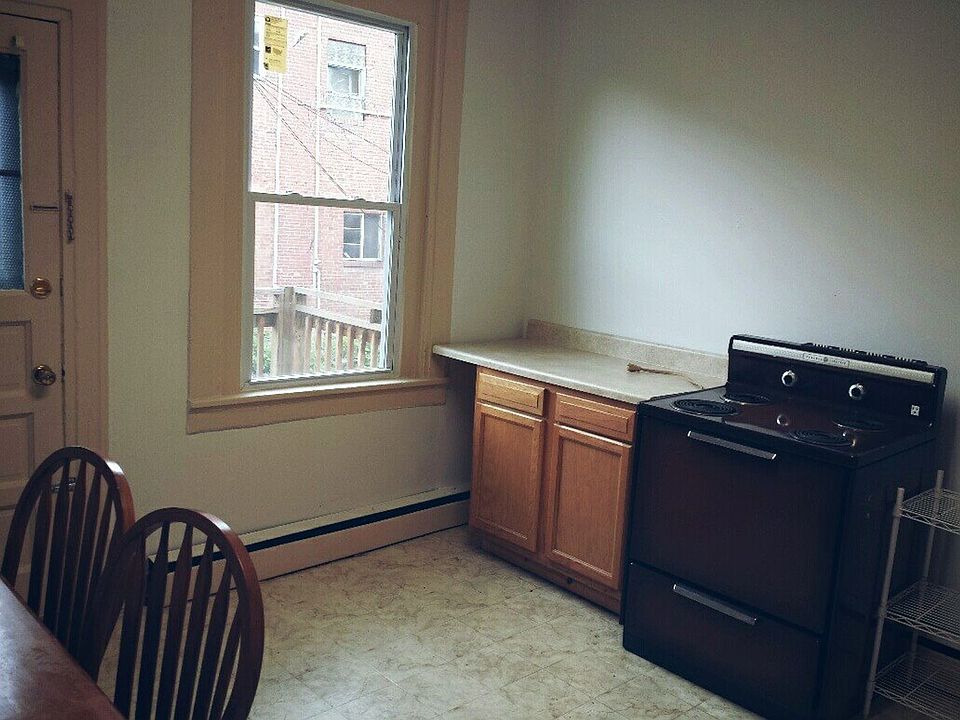 2nd image of 420 Oakland Ave #430-1