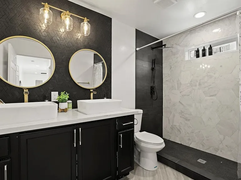 2241 N Sunset Dr — Photo 19