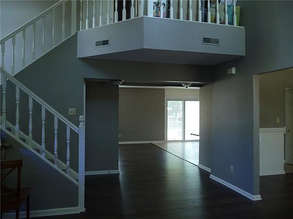 5th image of 10647 Magenta Dr
